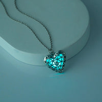 Glow-in-the-Dark Hollow Pendant Necklace – 45 cm Luminous Jewelry