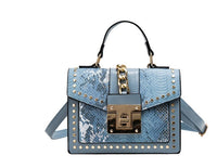 Alligator-Print PU Mini Shoulder Bag – Women’s Crossbody Purse with Chain Strap
