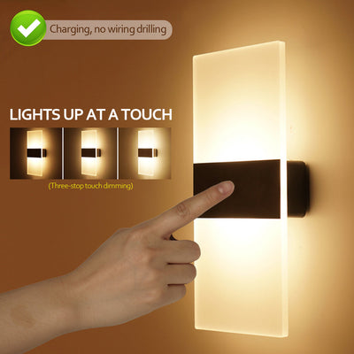 USB-Powered LED Wall Lamp with Long-Lasting Battery - Modern Indoor Lighting
