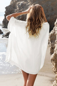 Elegant Summer Dresses & Beachwear for Women – Lightweight Pareos & Stylish Beach Dresses