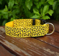 Glow-in-the-Dark LED Dog Collar - Safety Adjustable Nylon Leopard Pet Collar for Nighttime Walks