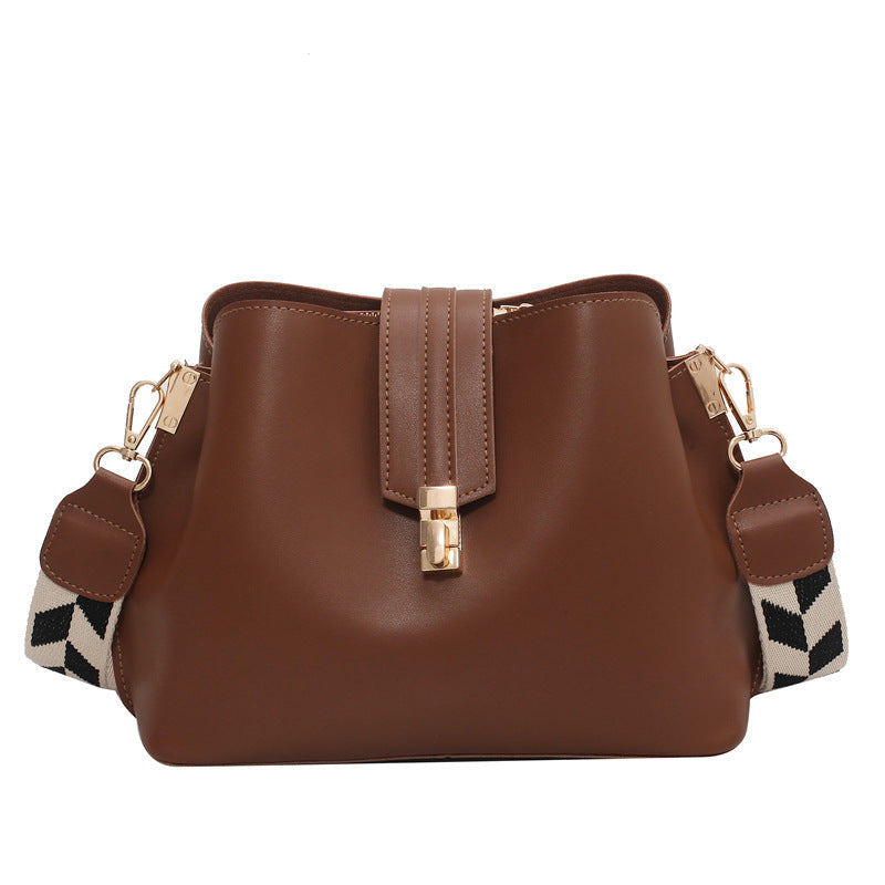 Wide Shoulder Strap Bucket Bag Single Shoulder Diagonal Bag What Else You Got?