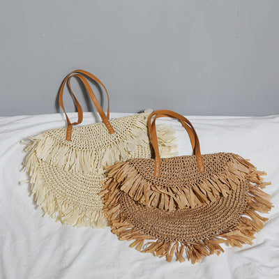 Elegant Tassel Straw Woven Bag - Retro Beach Shoulder Bag for Women