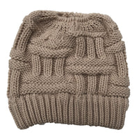 Cozy Ponytail Beanie for Women – Warm Wool Winter Hat with Hair-Friendly Opening | Stretch Fit & Stylish