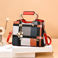 Elegant Checkered Women's Crossbody Bag - Stylish PU Leather Satchel with Zipper Closure