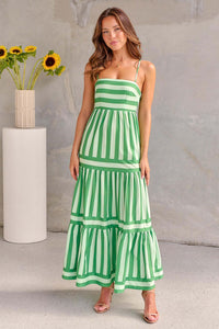 Graceful Striped Beach Dress with Chic Suspenders & Pockets – Summer Vacation Essential for Women