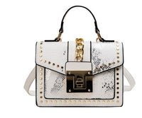Alligator-Print PU Mini Shoulder Bag – Women’s Crossbody Purse with Chain Strap