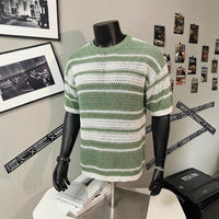 Mens Short-sleeved Color-block Casual Shirt With A Retro Striped Design