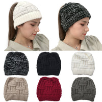 Cozy Ponytail Beanie for Women – Warm Wool Winter Hat with Hair-Friendly Opening | Stretch Fit & Stylish