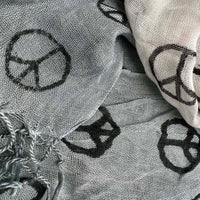 2pcs Understated Elegance Subtle Pattern Scarf - Grey Printed Scarf
