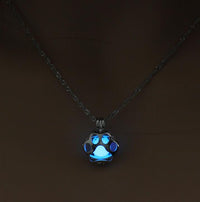 Radiant Paw Necklace - Glow-in-the-Dark Pet Lover's Symbol