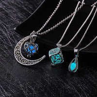 Glow-in-the-Dark Hollow Pendant Necklace - Luminous Geometric Clavicle Chain for Women & Girls - Lightweight & Hypoallergenic