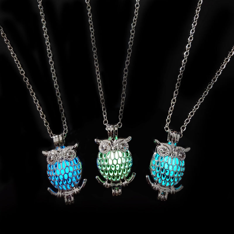 Glow-in-the-Dark Owl Necklace – Hollow Zinc Alloy Pendant with 45 cm Chain