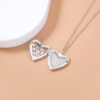 Glow-in-the-Dark Hollow Pendant Necklace – 45 cm Luminous Jewelry
