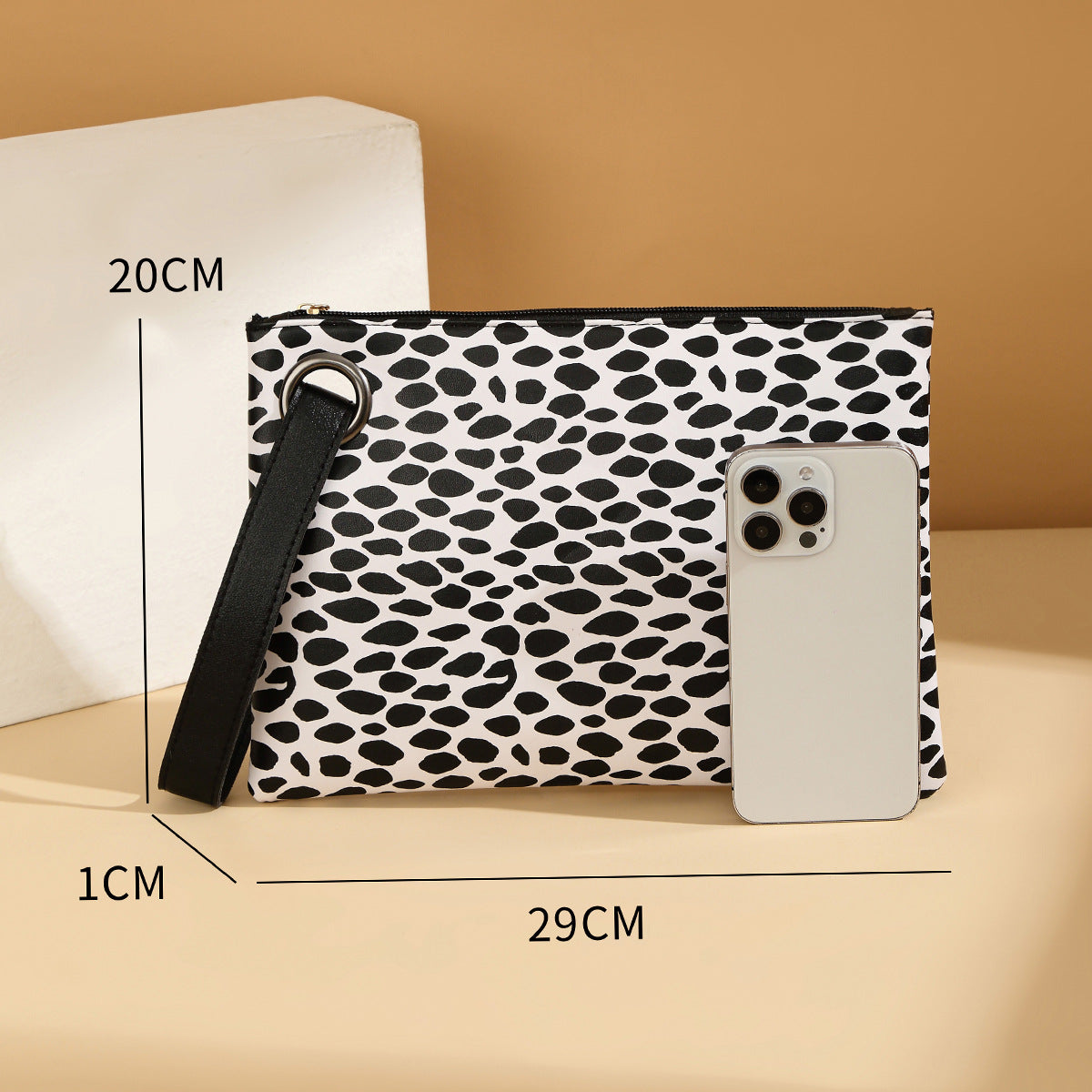 New Minimalist And Stylish Clutch Commuter Bag What Else You Got?