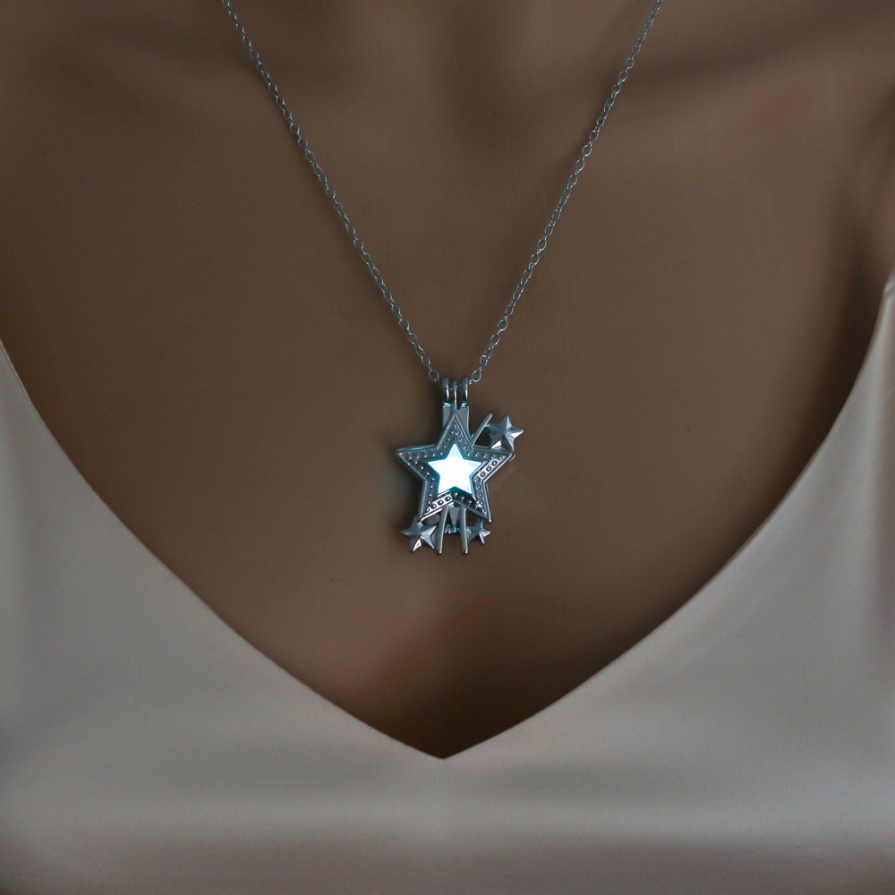 Glow-in-the-dark hip-hop rock star necklace What Else You Got?