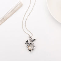 Mystical Glow Dragon Necklace – Fantasy Jewelry with Light-Up Pendant