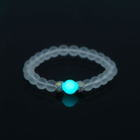 Glow-in-the-Dark Blue Luminous Glass Bead Bracelet – Fashion Jewelry with Luminous Effect