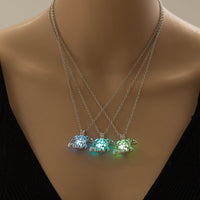 Y2K Kawaii Glow Bear Necklace – Luminous Polar Bear Pendant