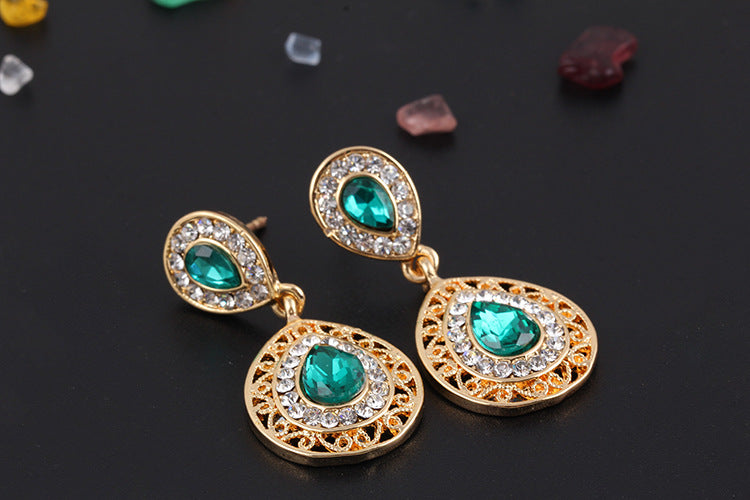 European & American Alloy Jewelry Set – Electroplated Necklace and Earrings Combination What Else You Got?