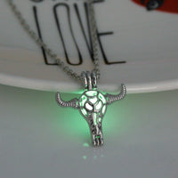 Glow-in-the-Dark Minotaur Necklace – Mythical Zinc Alloy Pendant with Luminous Glow