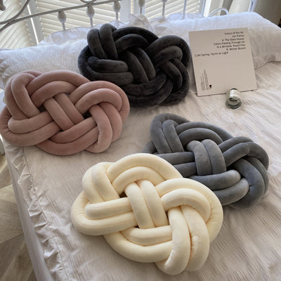 Personalized Ring Knot Plush Pillow – Custom Throw Cushion for Sofa & Home Decor