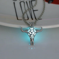 Glow-in-the-Dark Minotaur Necklace – Mythical Zinc Alloy Pendant with Luminous Glow