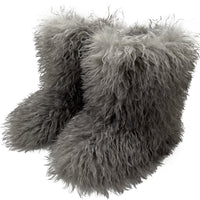 Fleece-Lined Winter Boots: Warm, Stylish & Snow-Ready for Women & Men