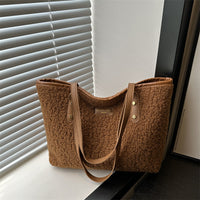 Plush Furry Bucket Bag – Soft Cotton Shoulder Tote for Everyday Style