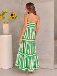 Graceful Striped Beach Dress with Chic Suspenders & Pockets – Summer Vacation Essential for Women