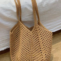 Woven Straw Tote Bag – Lightweight Beach & Summer Shoulder Bag for Travel