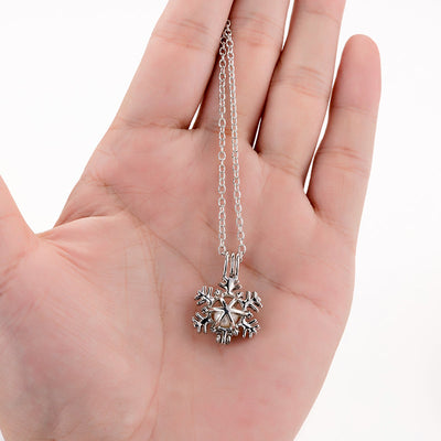 Glow-in-the-Dark Snowflake Necklace – Luminous Zinc Alloy Pendant 45 cm