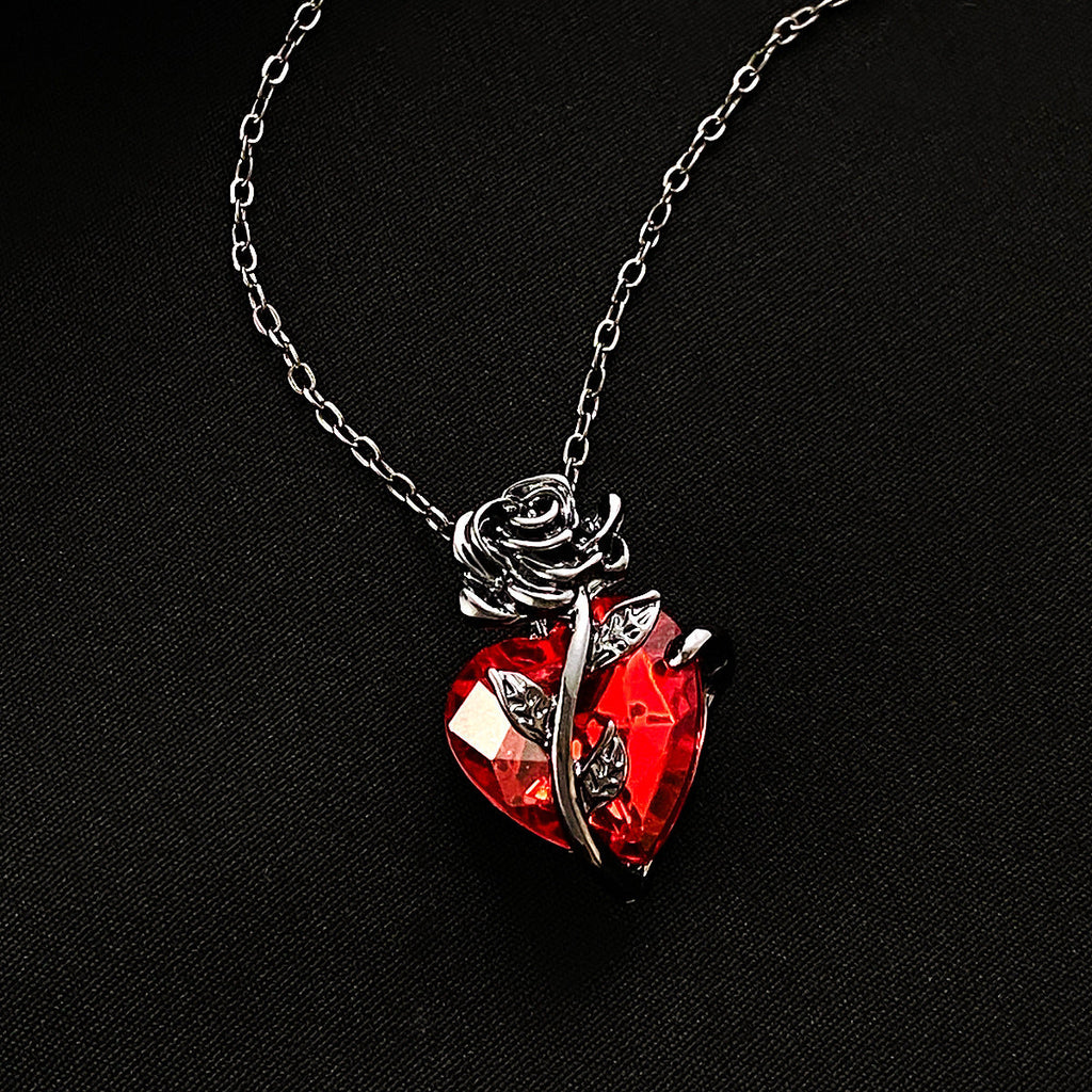 Punk Rose Love Necklace Fashion Personality Heart-shaped Clavicle Chain Pendant Necklace For Valentine's Day What Else You Got?