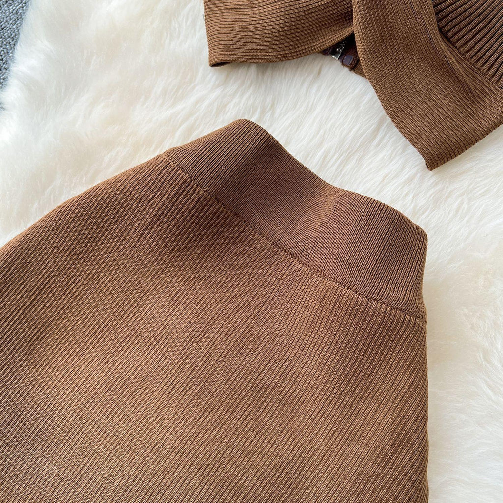 A Two-piece Knitted Vest With A Slimming, Body-hugging, Slit Skirt What Else You Got?