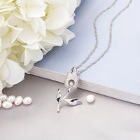 Glow-in-the-Dark Rose Necklace – Hollow Floral Pendant for Women & Girls