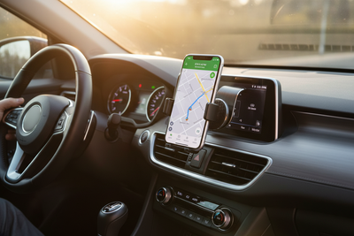 Magnetic Car Phone Holder – 360° Rotating Air Vent Mount for iPhone & Android